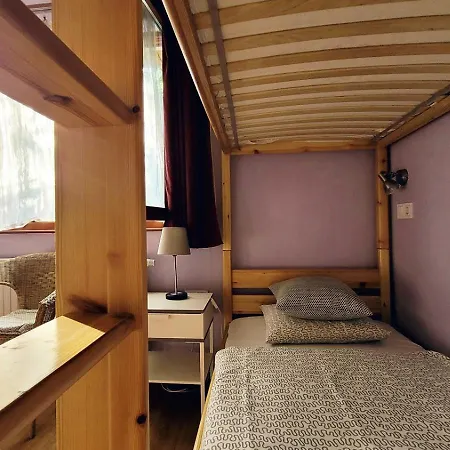 אכסניה Shantee House *