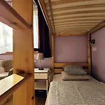 Хостел Shantee House *