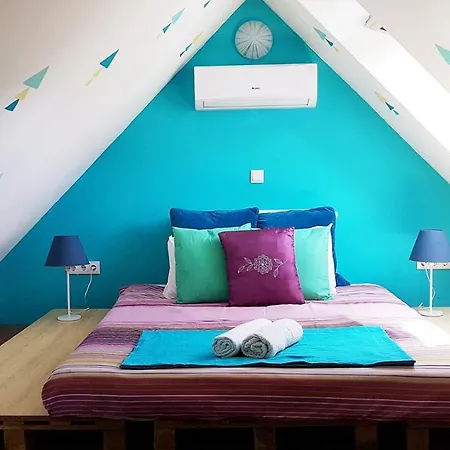 Hostel Shantee House