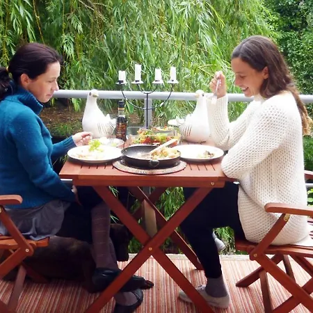 Shantee House Hostel